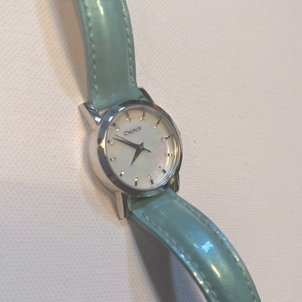 DKNY Leather Collection Mother Of Pearl Turquoise Aqua Stainless Crystal Watch